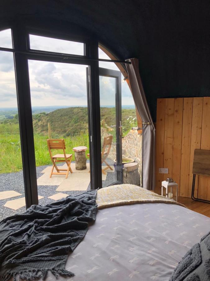 Hilltop Hideaway - Secluded Pod With Private Hot Tub Newry Exterior photo